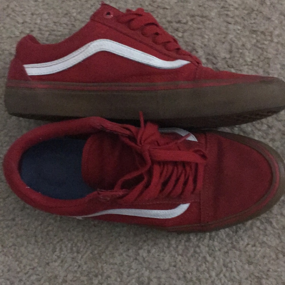 Vans - Picture 2 of 3
